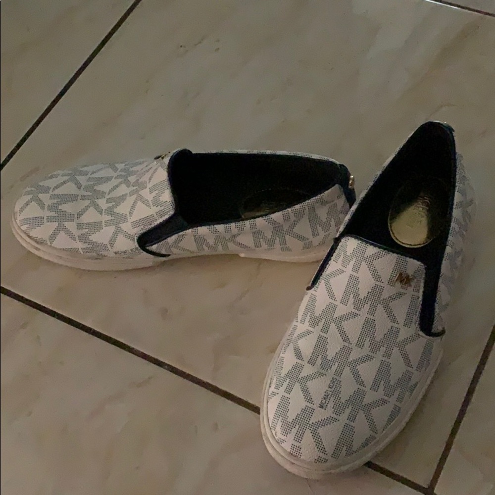 Michael Kors Flats
